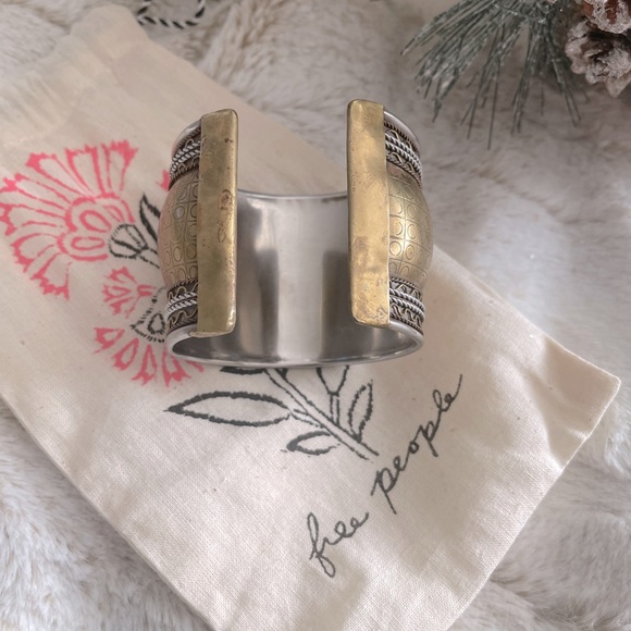 Free People metal cuff - Picture 4 of 4